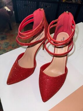 Dominique Nicole Red Crystal Strappy Sparkle Pointed-Toe High Heels Size 9 Wide